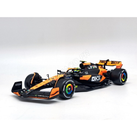 Automodello MCLAREN F1 MCL38 MERCEDES TEAM MCLAREN 4 LANDO NORRIS 2024 (PREMIUM PACKAGING WITH HELMET)
