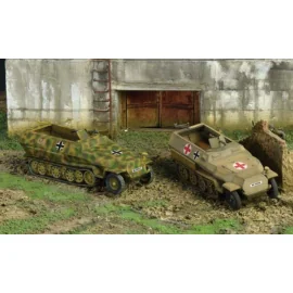 Sd.Kfz.251:1 Ausf.D X 2 1:72